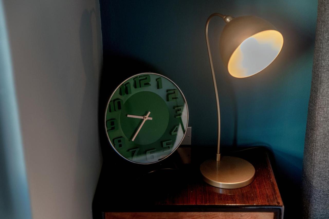 Home N 5 By Quokka 360 - Vintage-Soul Flat On Como Cathedral ภายนอก รูปภาพ