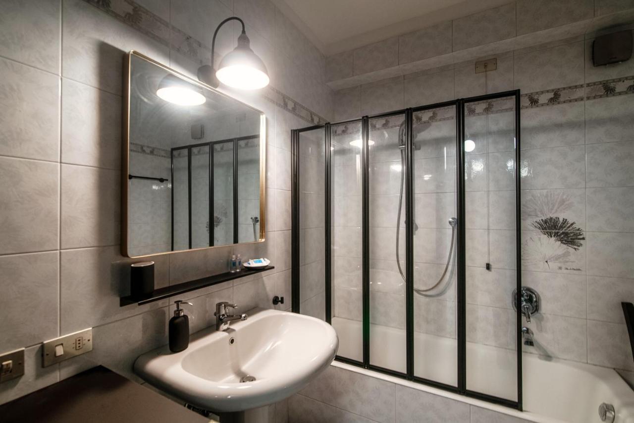 Home N 5 By Quokka 360 - Vintage-Soul Flat On Como Cathedral ภายนอก รูปภาพ